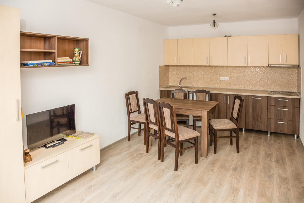 Salt Holiday Apartamento Praid Exterior foto